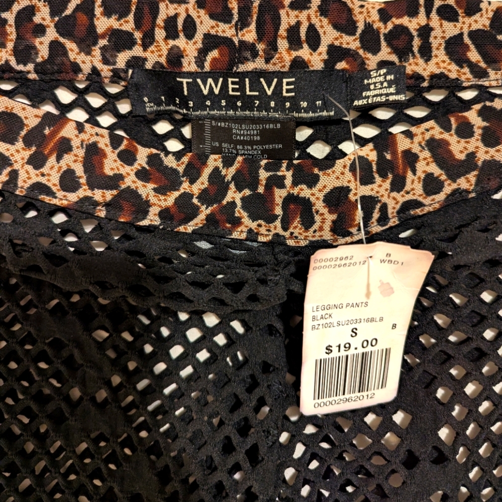 Cropped Fishnet Leggings - Picture 3 of 3